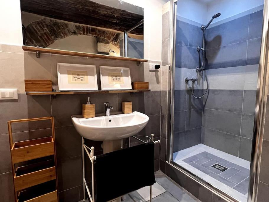 San Lorenzo Central Apartment Genoa Luaran gambar